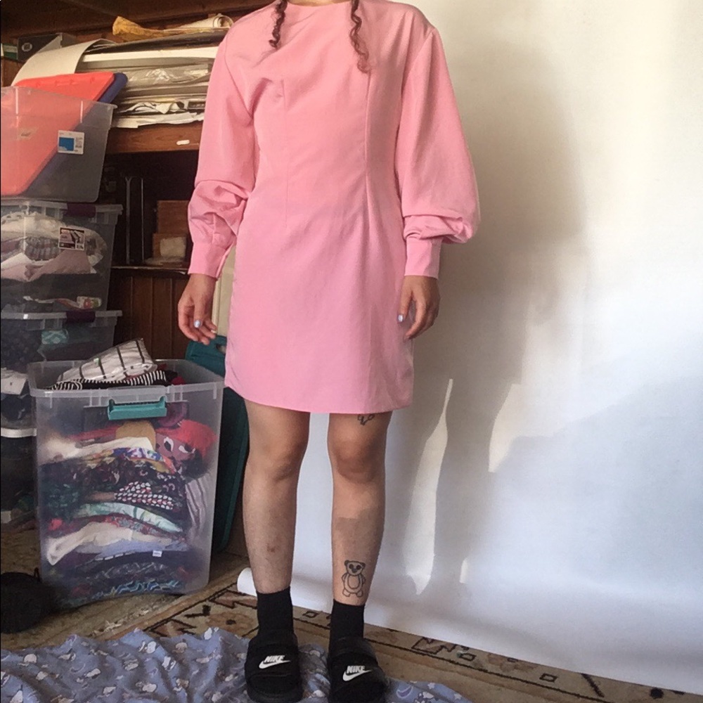 PUFF SLEEVE DRESS